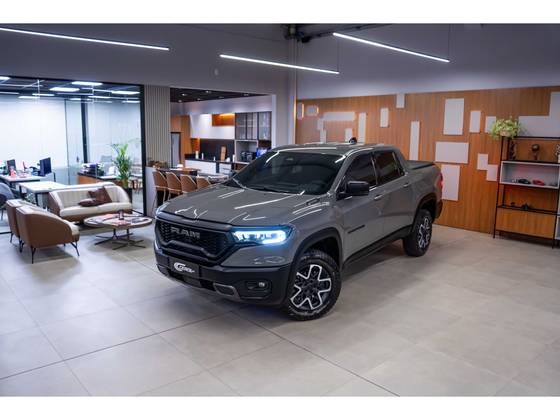 RAM RAMPAGE 2.0 HURRICANE 4 TURBO GASOLINA REBEL 4X4 AUTOMÁTICO